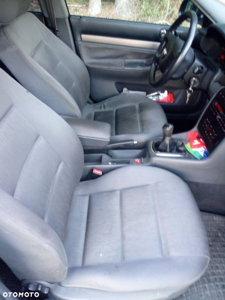 Audi A4 Avant - 8