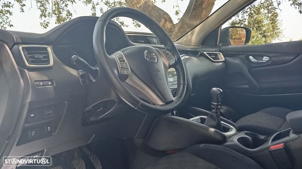 Nissan Qashqai 1.5 dCi 360 - 7