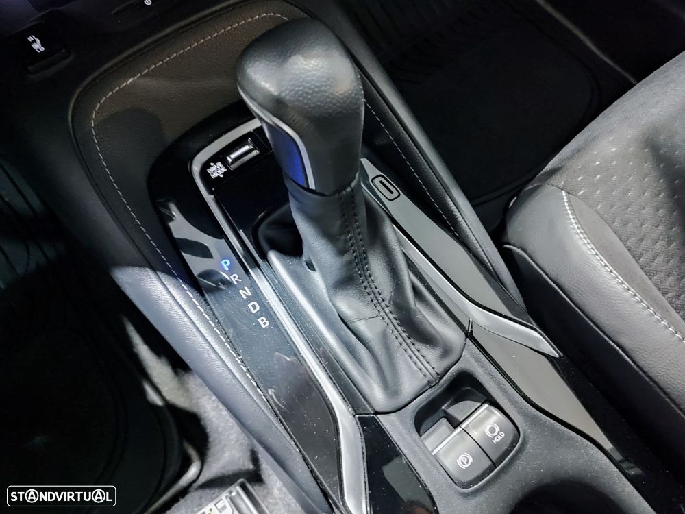 Toyota Corolla Touring Sports 1.8 Hybrid Exclusive - 24