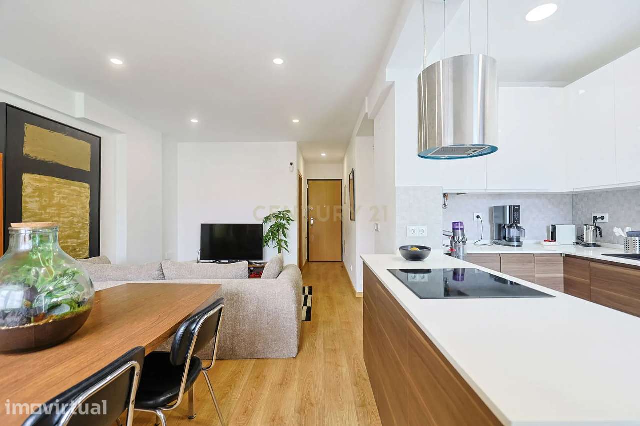 Apartamento T2 Centro de Almada Remodelado - Grande imagem: 3/37