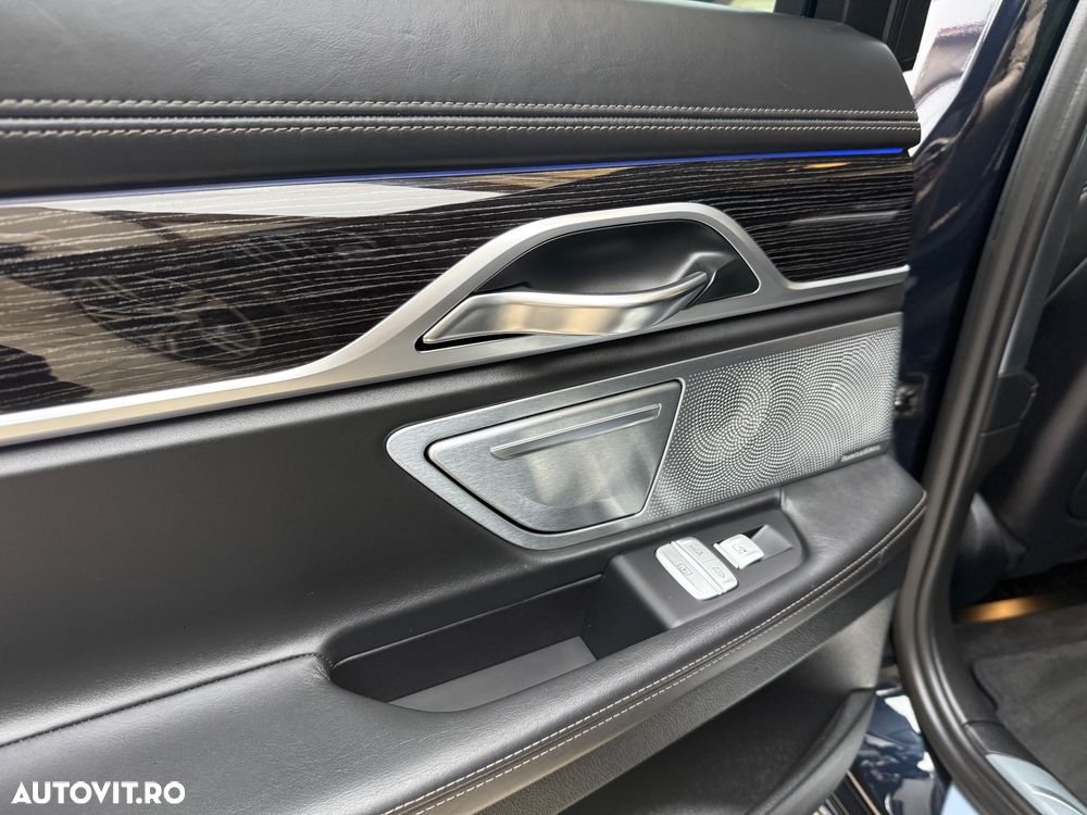 BMW Seria 7 750d xDrive - 19