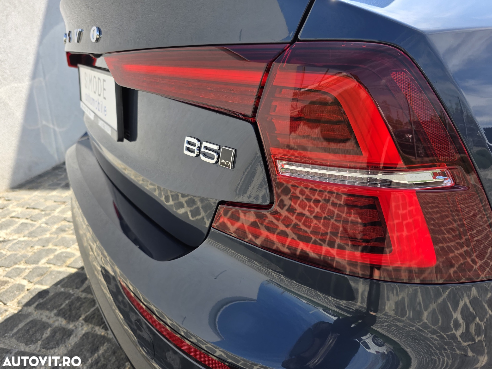 Volvo S60 B5 B AWD Ultimate Dark - 8