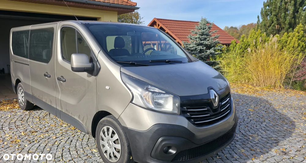 Renault Trafic - 2