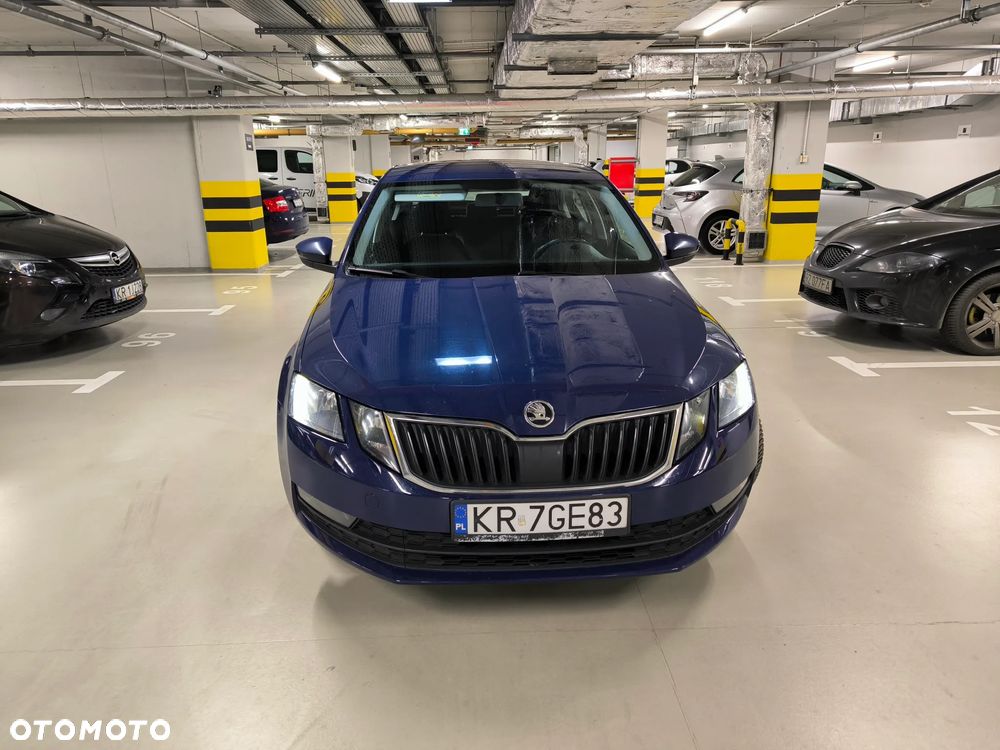 Skoda Octavia 1.6 TDI Active - 8
