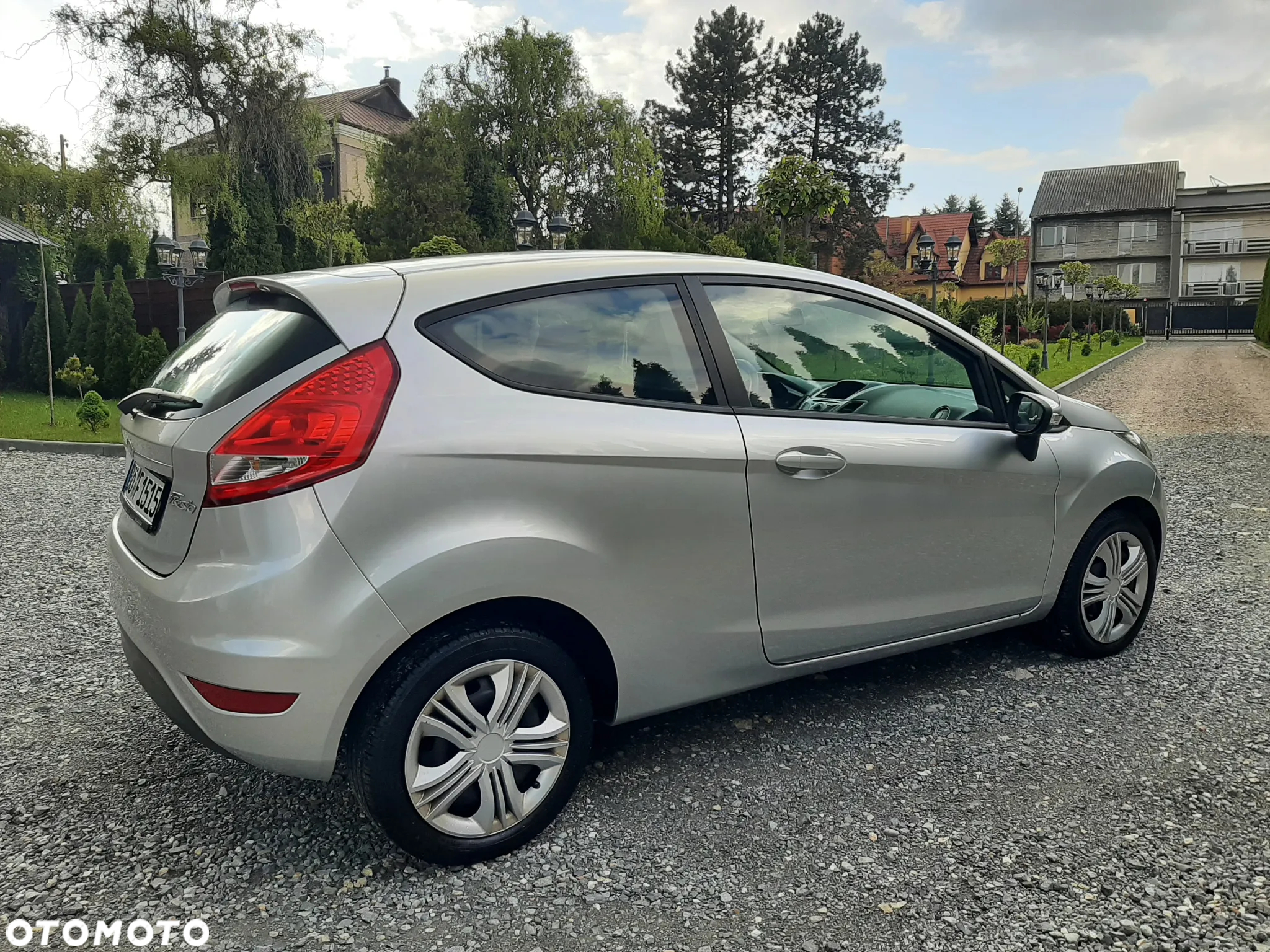 Ford Fiesta 1.25 Ambiente - 24