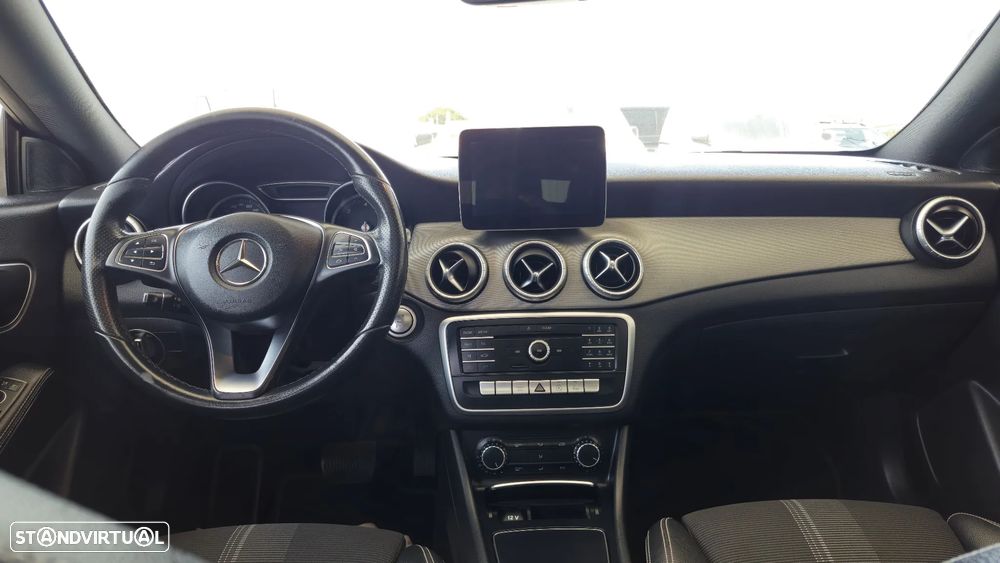 Mercedes-Benz CLA 180 d Urban Aut. - 14