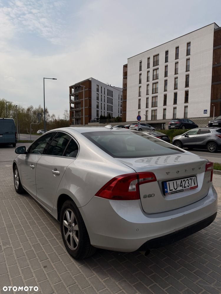 Volvo S60 D3 Momentum - 2