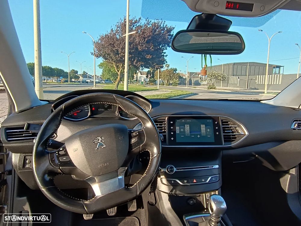 Peugeot 308 SW BlueHDi 120 Stop & Start Active - 8