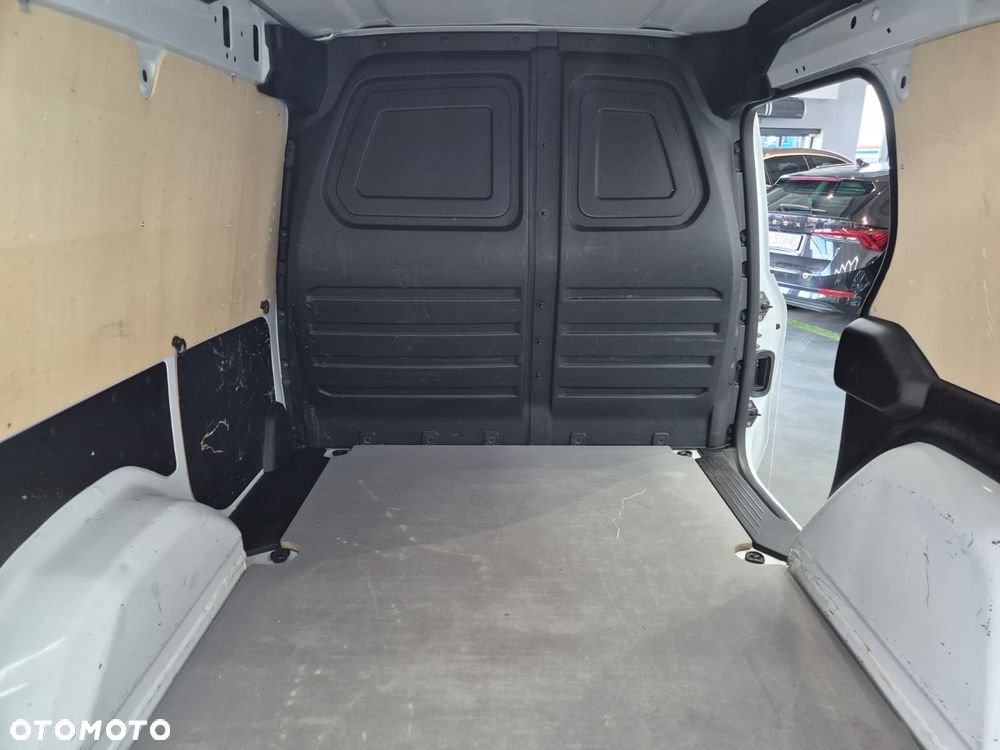 Mercedes-Benz Citan 110 CDi / AVANTGARDE / UNIKATOWY / 1 WŁ. / BEZWYPADKOWY / NISKI PRZEBIEG / AUTOMAT / KAMERA COFANIA / APPLE CARPLAY + ANDROID AUTO / HAK / RELINGI DACHOWE / EURO 6 - 35