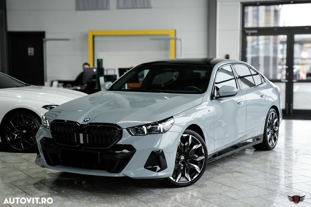 BMW Seria 5 520i AT MHEV - 1