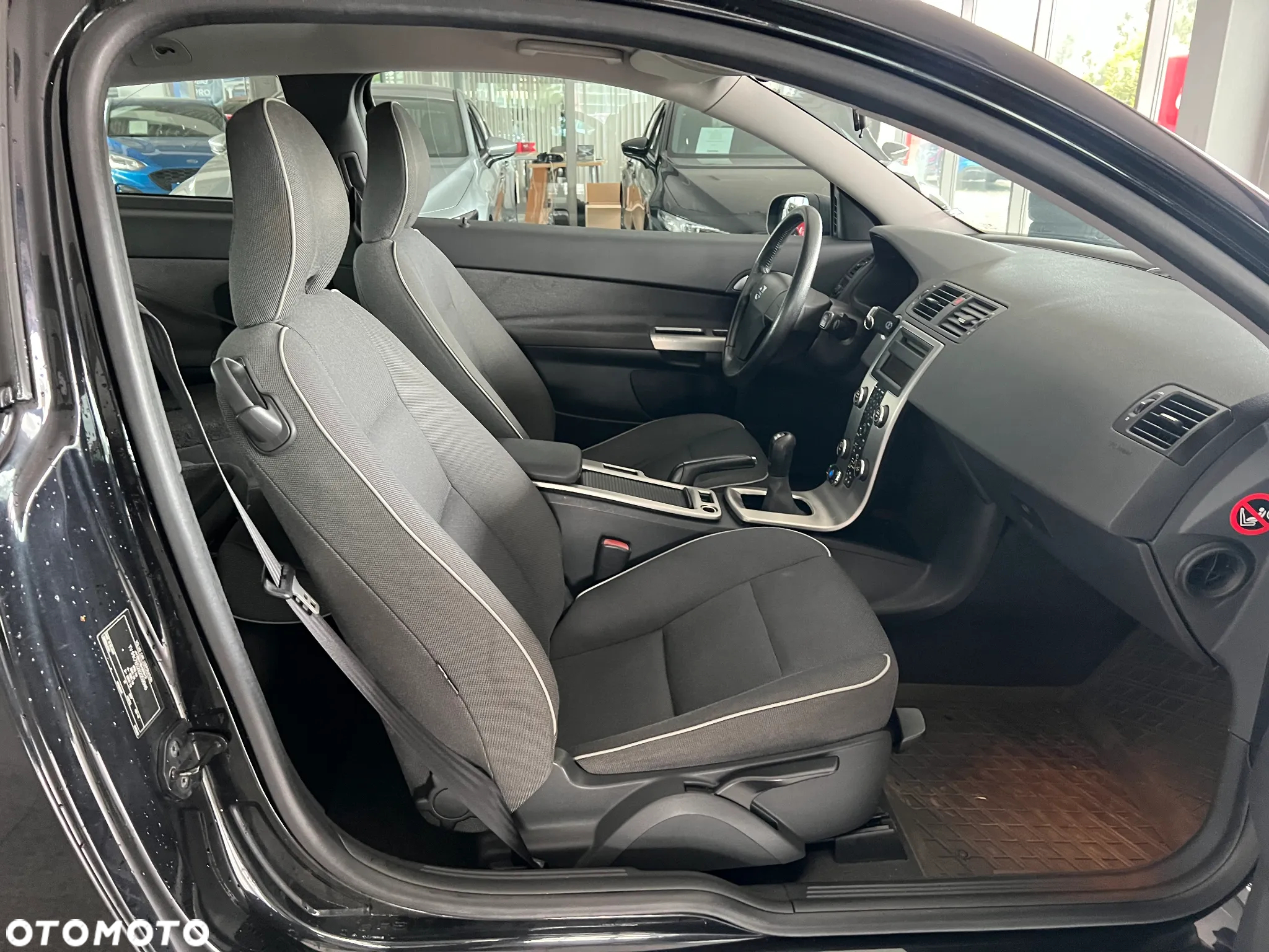 Volvo C30 1.6D Summum - 34