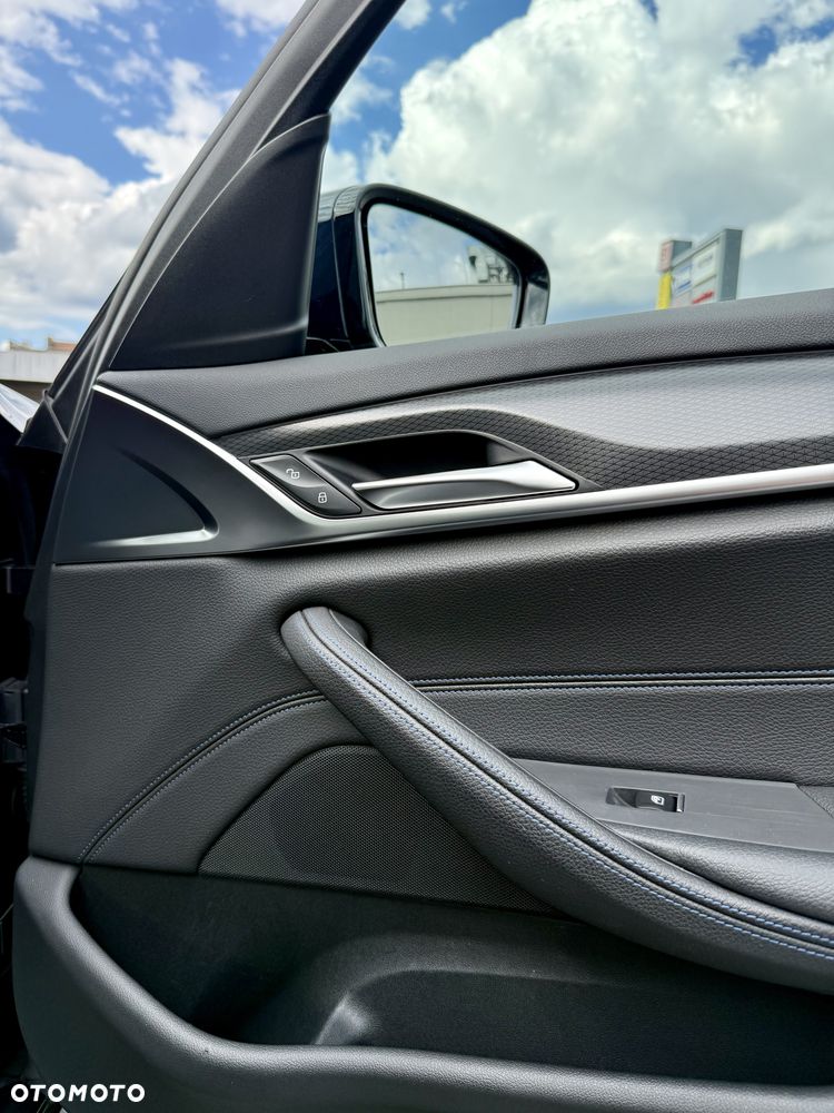 BMW Seria 5 520i mHEV M Sport sport - 21