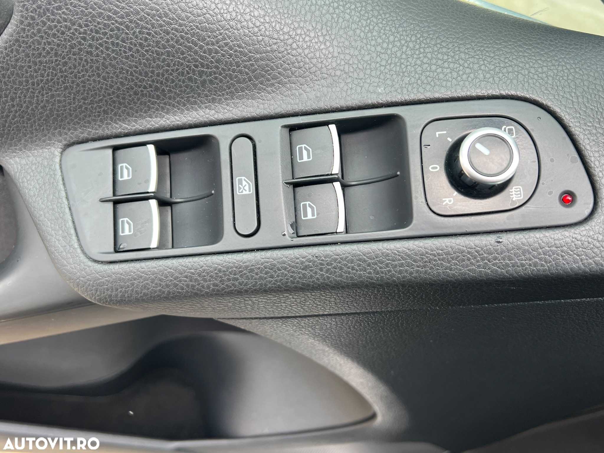 Volkswagen Tiguan 2.0 TDI 4Motion DSG Sport & Style - 22