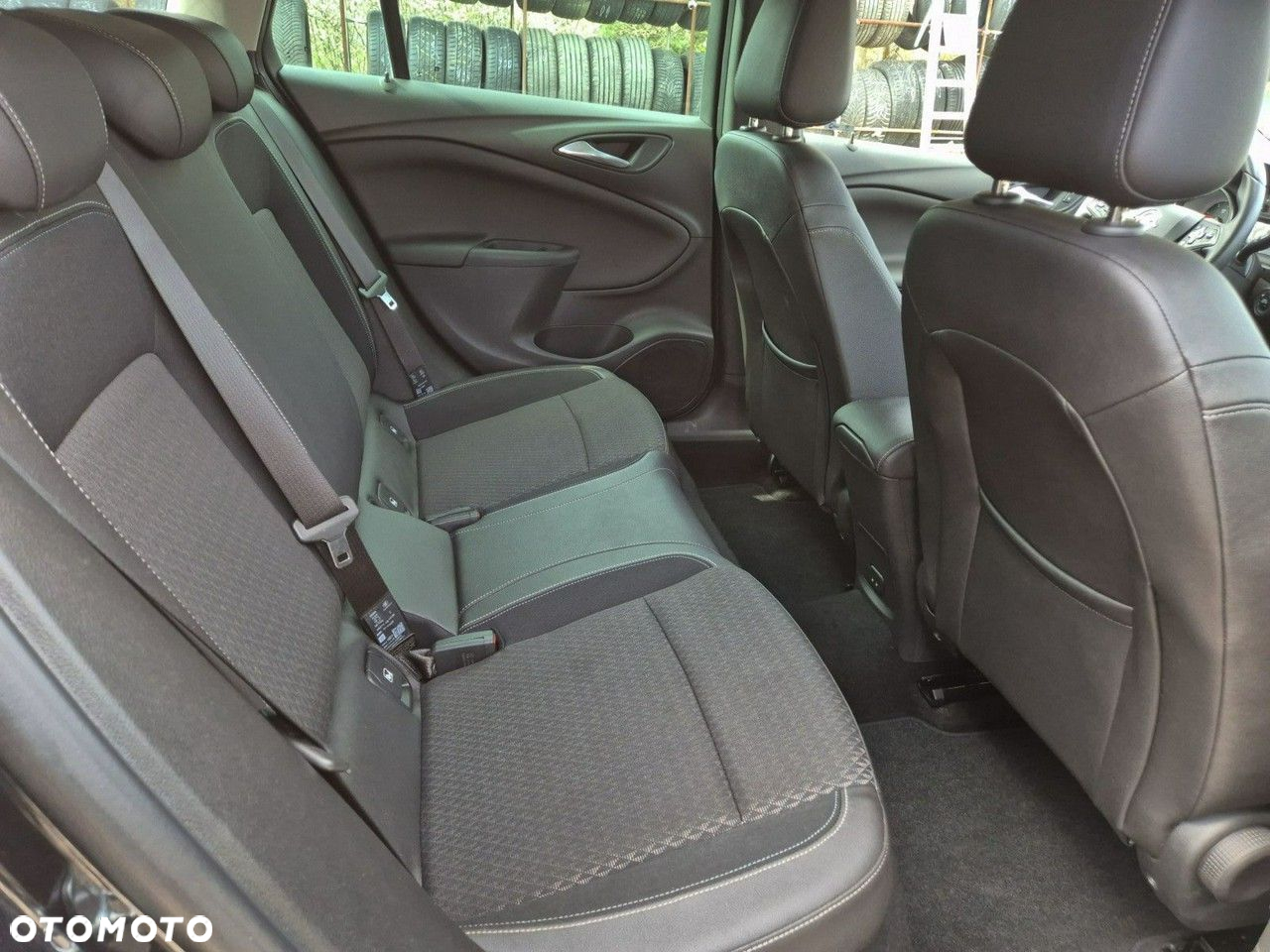 Opel Astra - 25