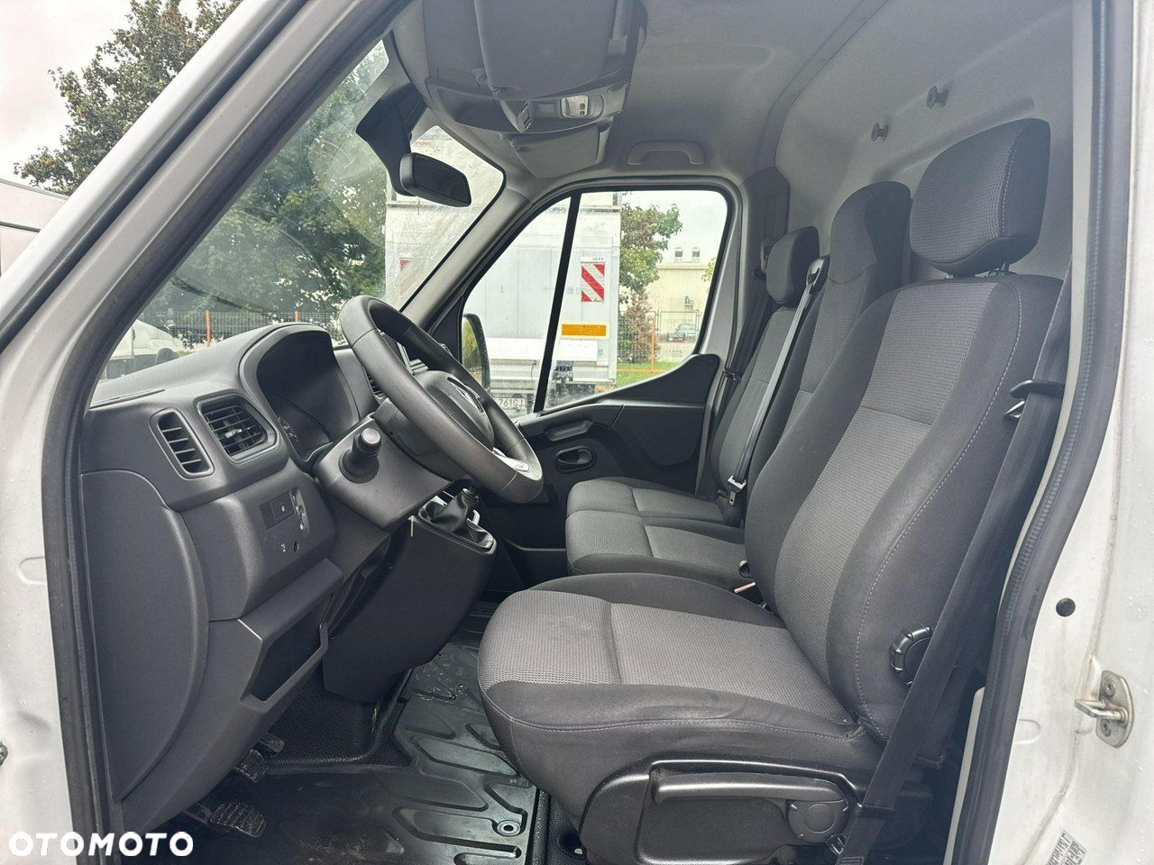 Renault Master - 11