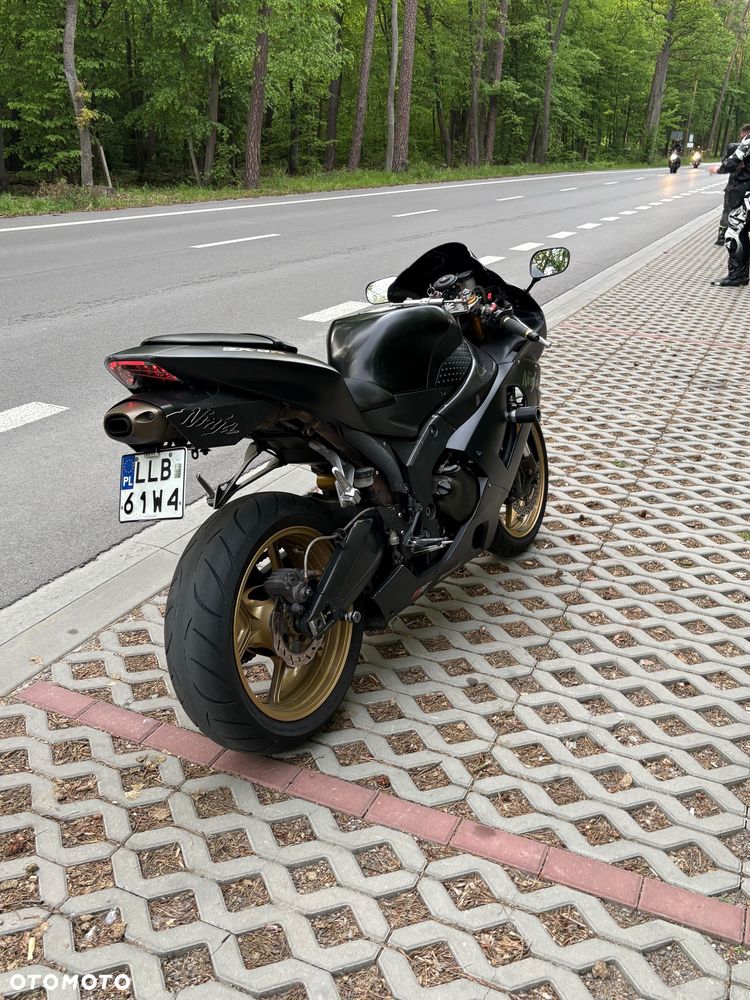 Kawasaki ZXR - 8