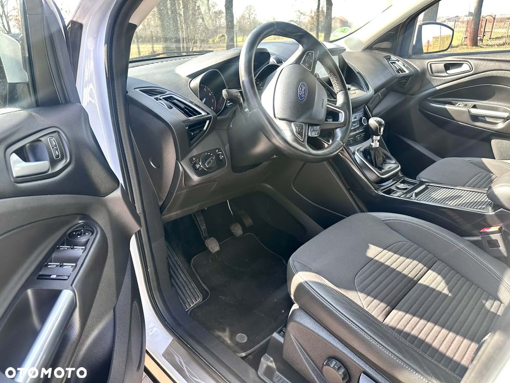 Ford Kuga - 7
