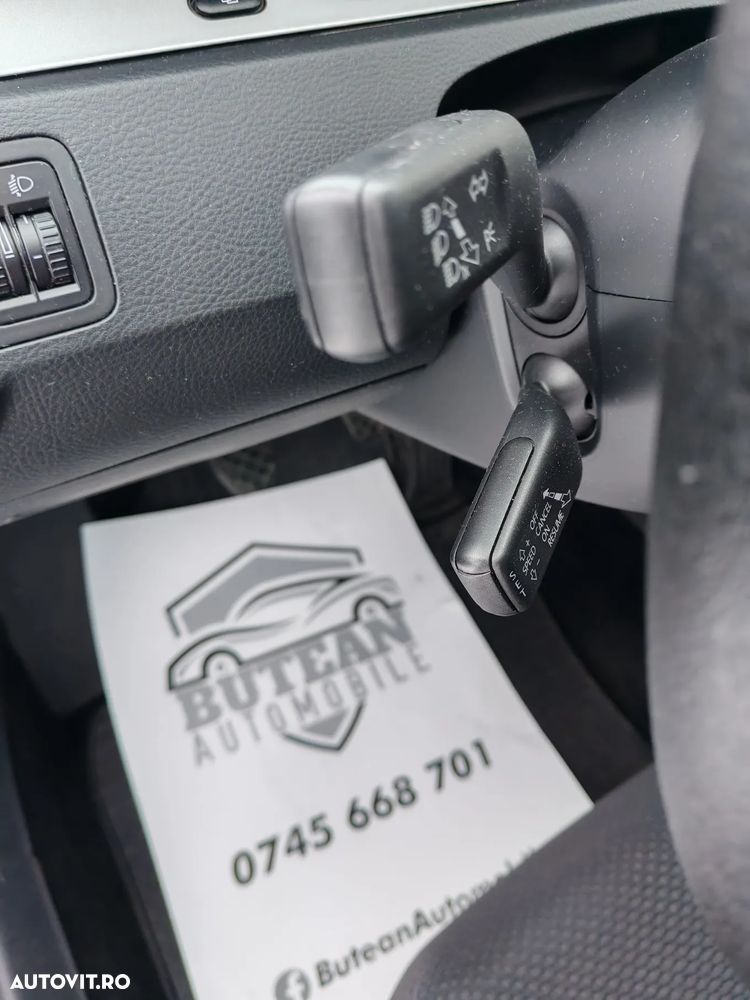 Volkswagen Passat Variant 2.0 TDI DPF Comfortline - 13