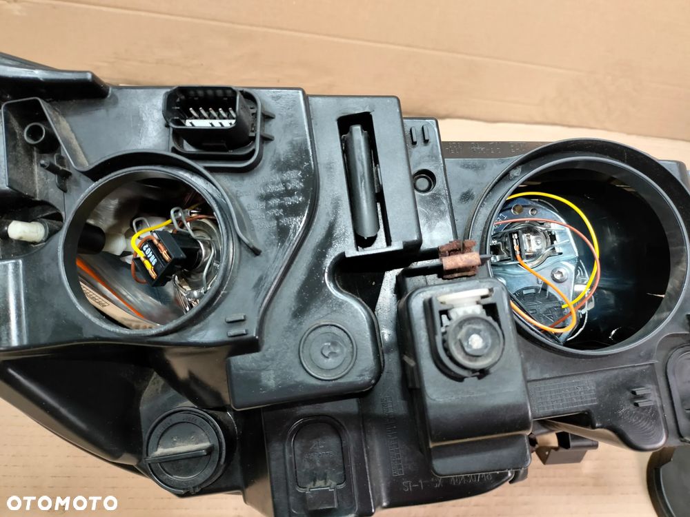 CITROEN DS4 2011-2015 REFLEKTOR LAMPA LEWA PRZÓD UK 9674903880 - 8