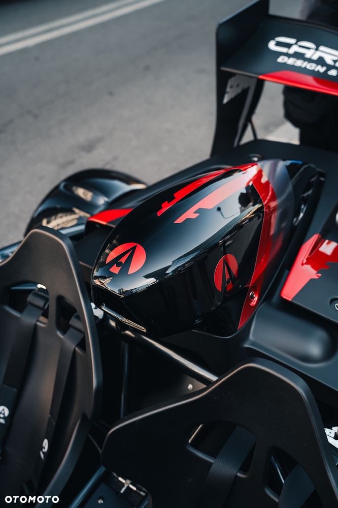 Ariel Atom - 10