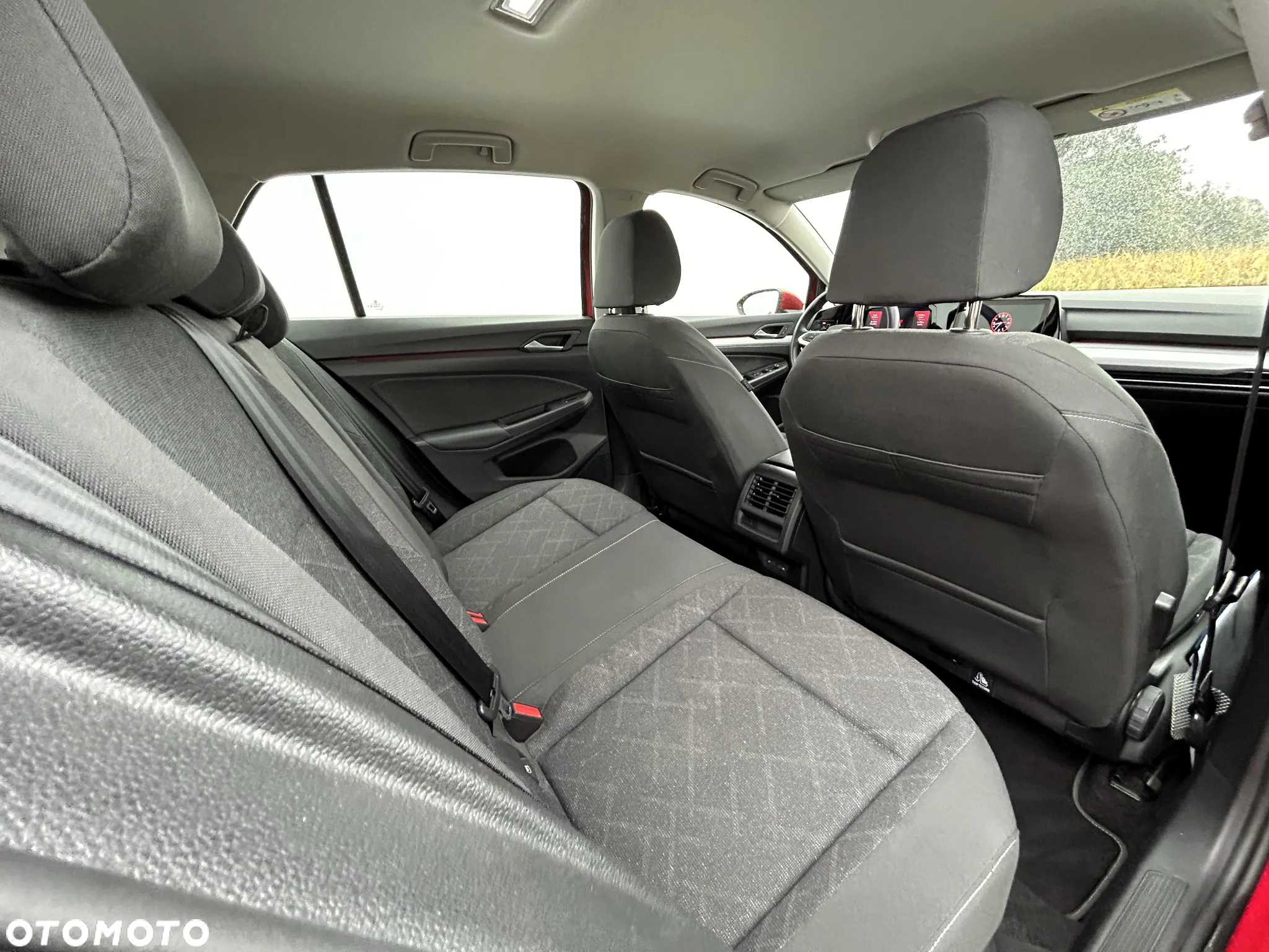 Volkswagen Golf - 19
