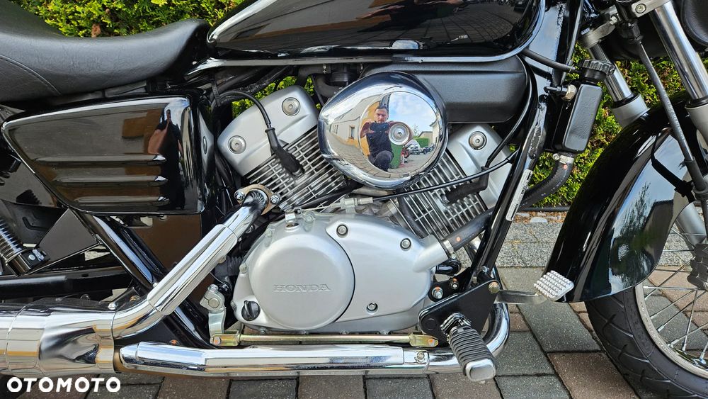 Honda Shadow - 16