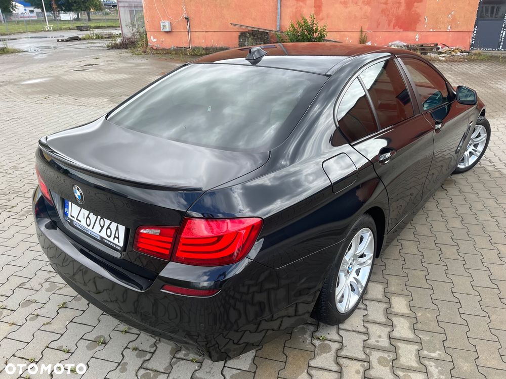BMW Seria 5 525d - 8