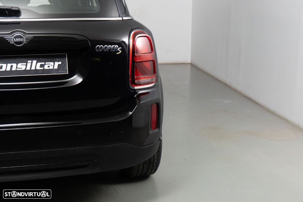 MINI Countryman Cooper SE ALL4 Auto - 17