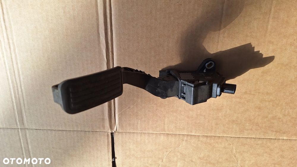 POTENCJOMETR PEDAL GAZU YARIS II 781100D010 - 1
