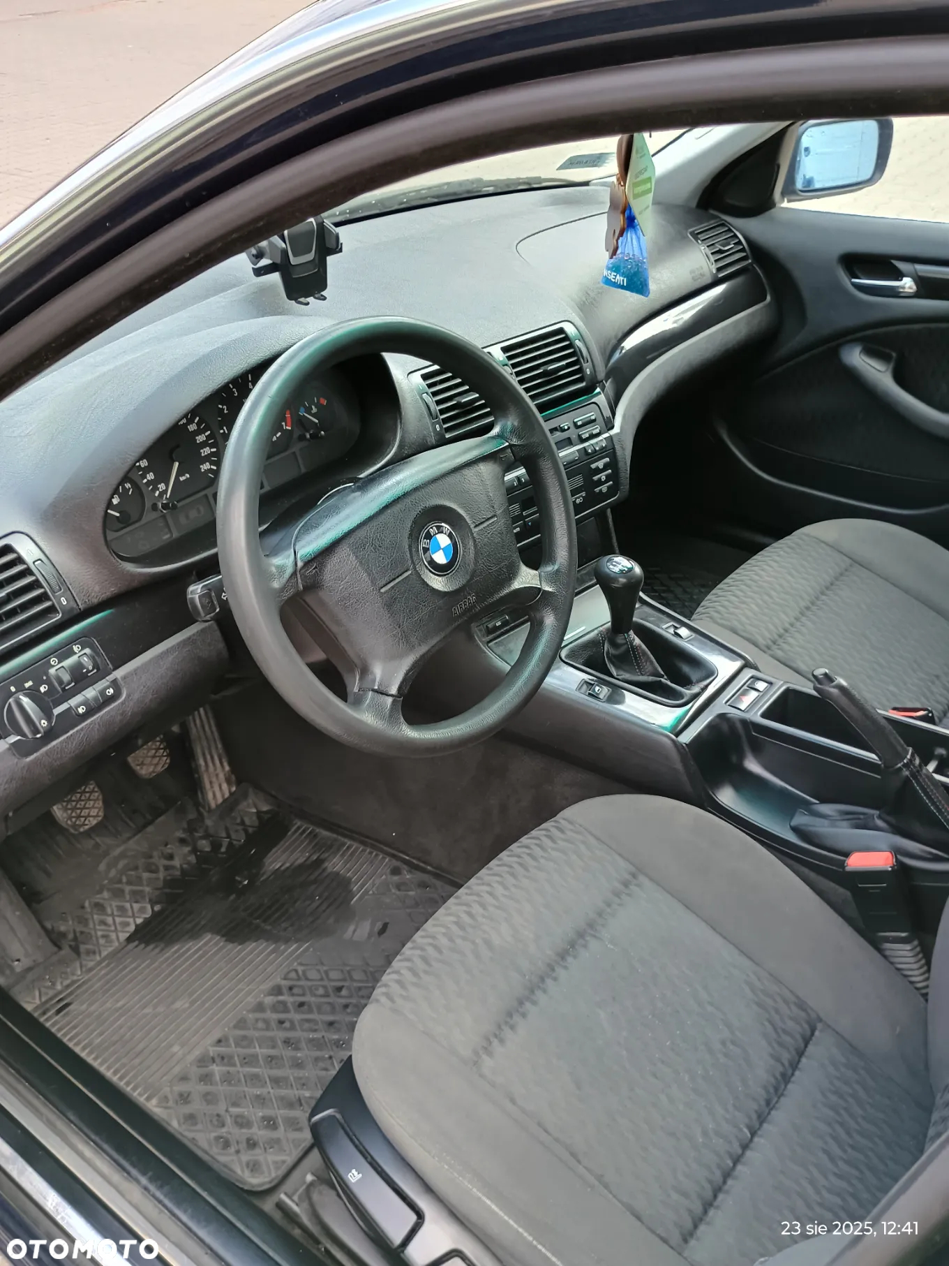 BMW Seria 3 320i - 4