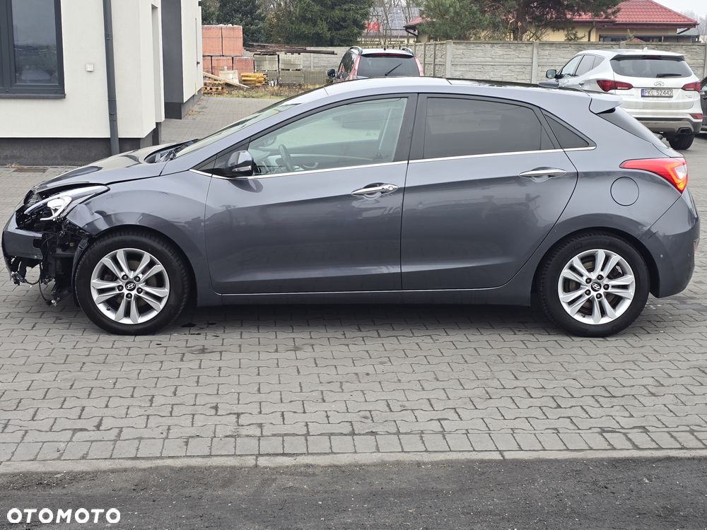 Hyundai i30 1.6 CRDI DCT Premium - 9