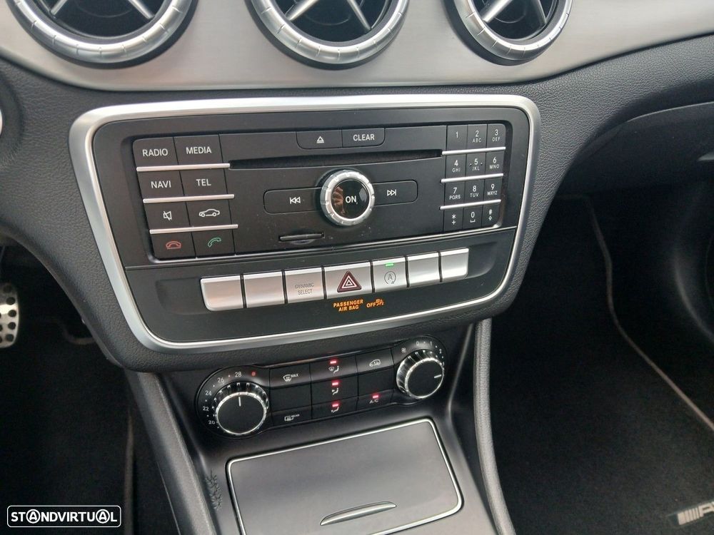 Mercedes-Benz CLA 180 d Shooting Brake AMG Line Aut. - 25