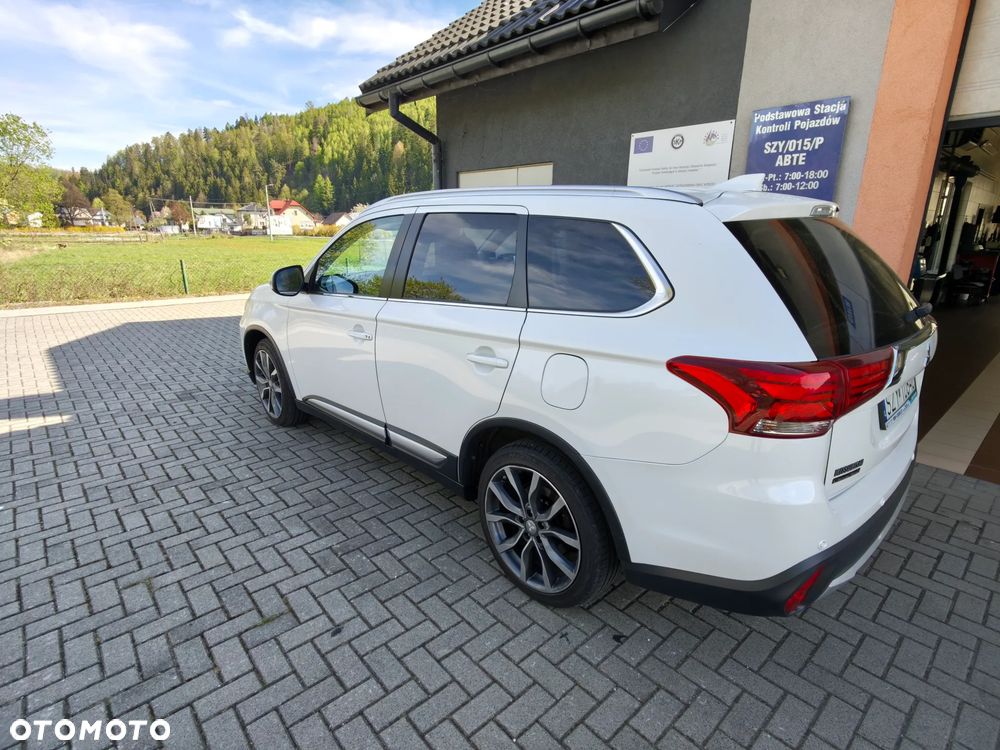 Mitsubishi Outlander 2.0 4WD CVT Diamant Edition+ - 10