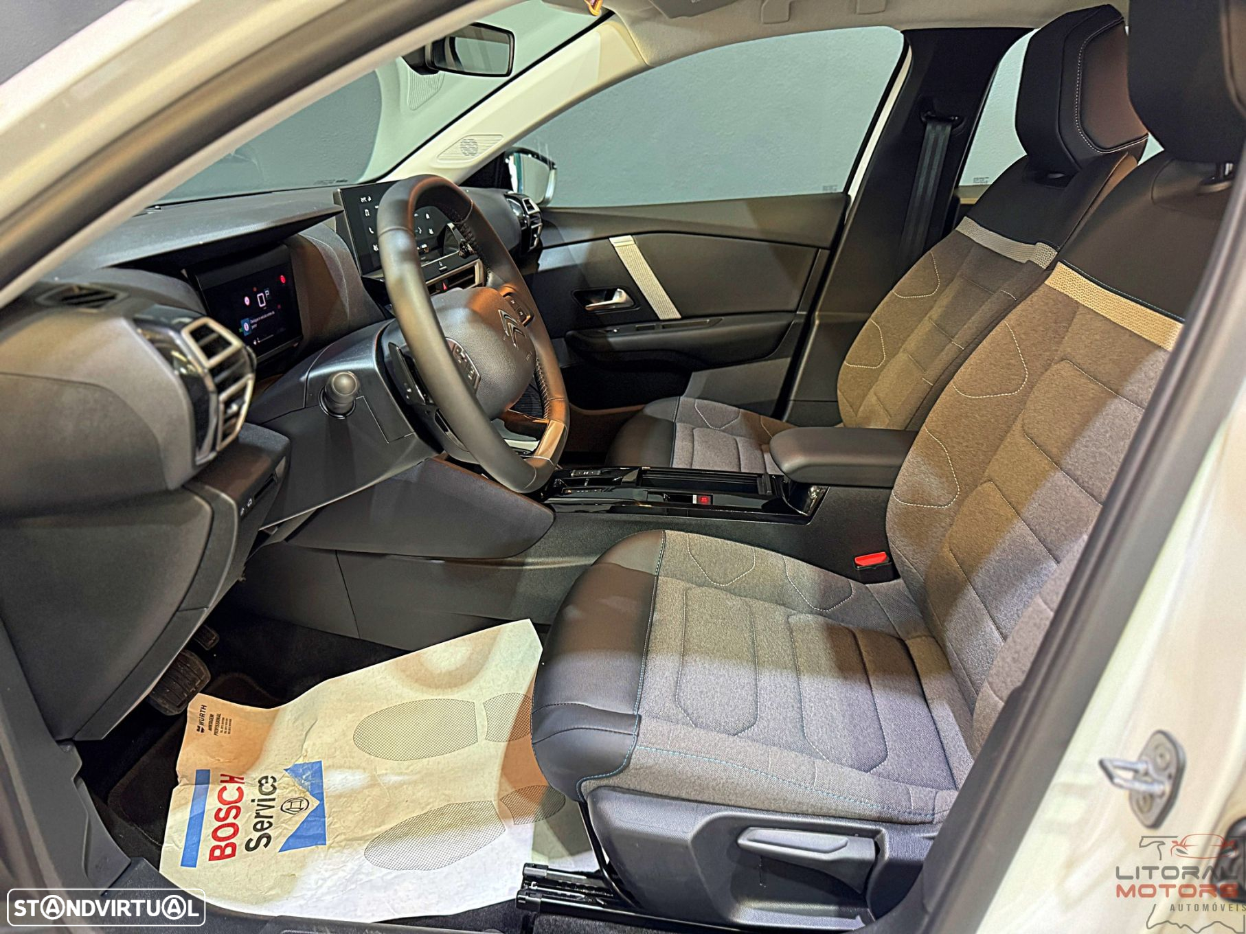 Citroën C4 X 1.2 PureTech Max EAT8 - 14