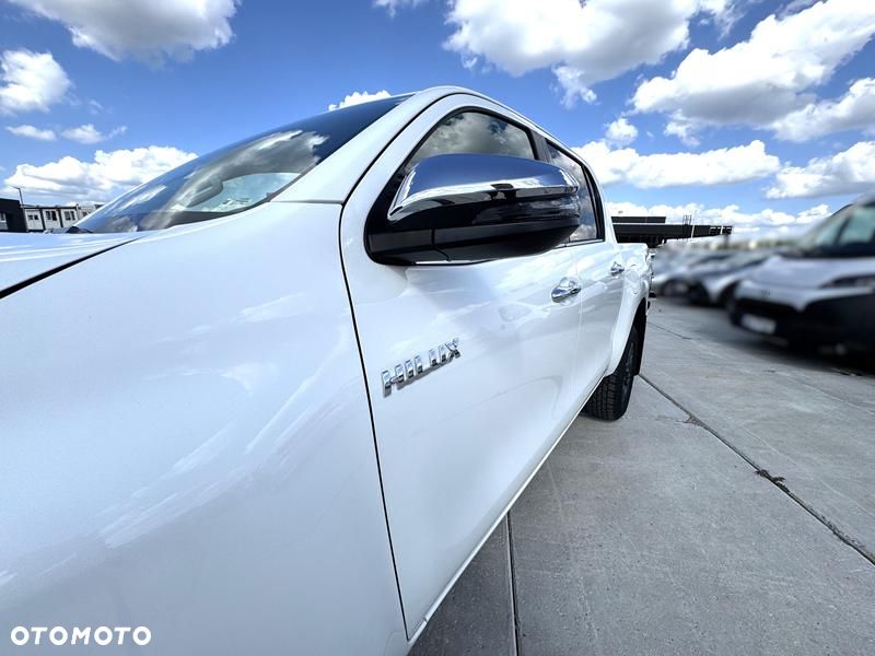 Toyota Hilux - 10