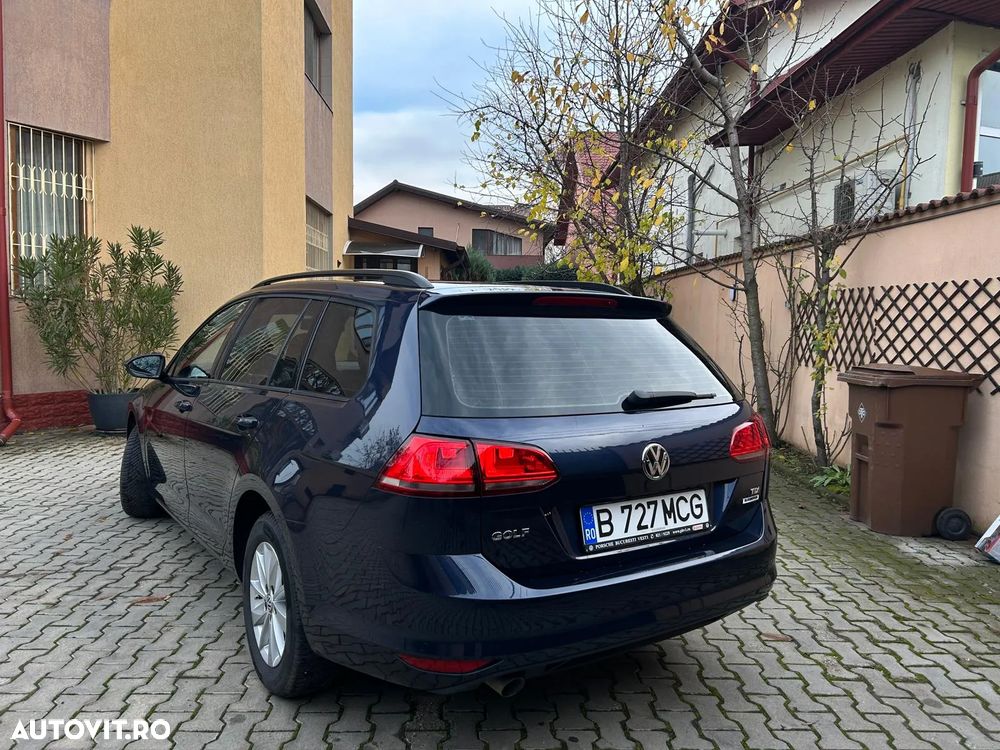 Volkswagen Golf 1.6 TDI DPF BlueMotion Technology Comfortline - 6