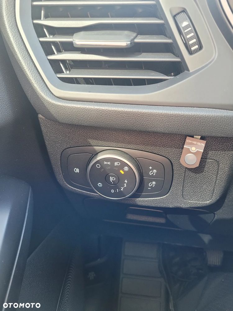 Ford Focus 1.0 EcoBoost Titanium - 3