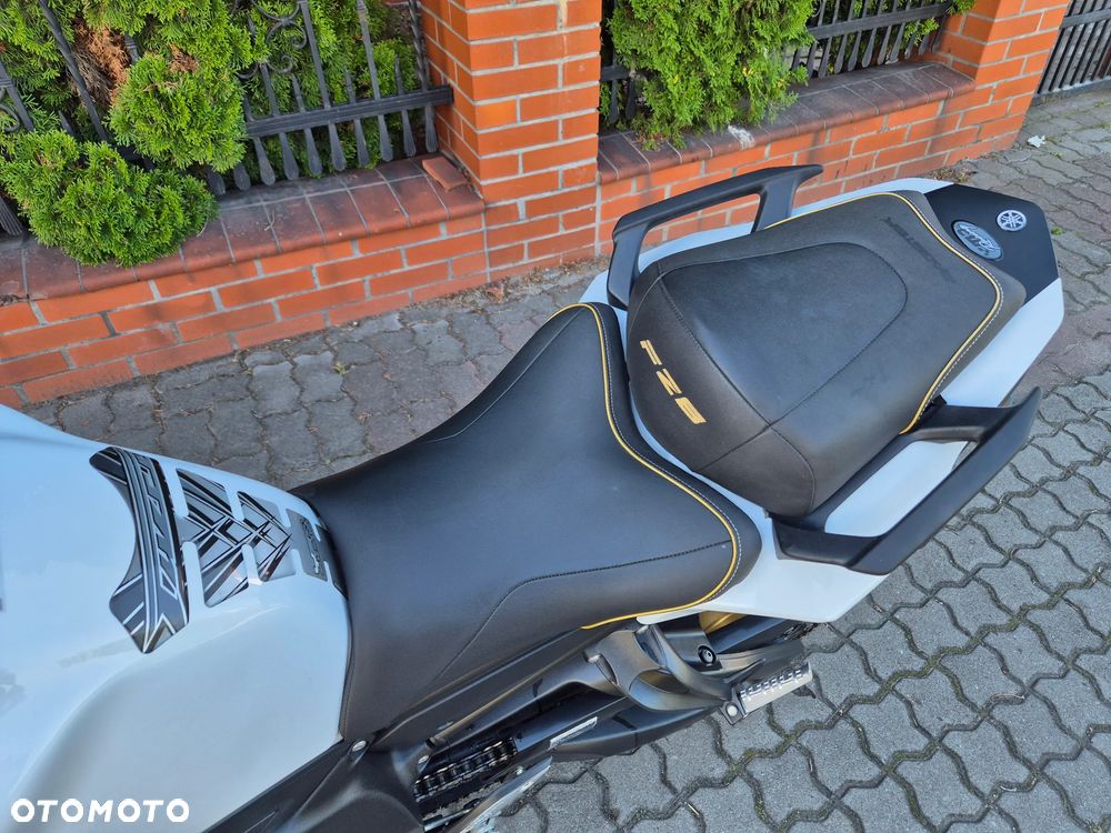Yamaha FZ8 - 7