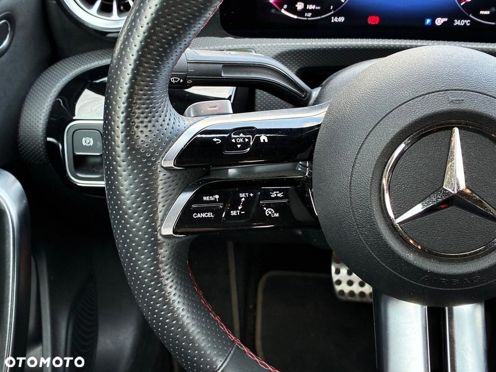 Mercedes-Benz CLA 200 Progressive 7G-DCT - 11