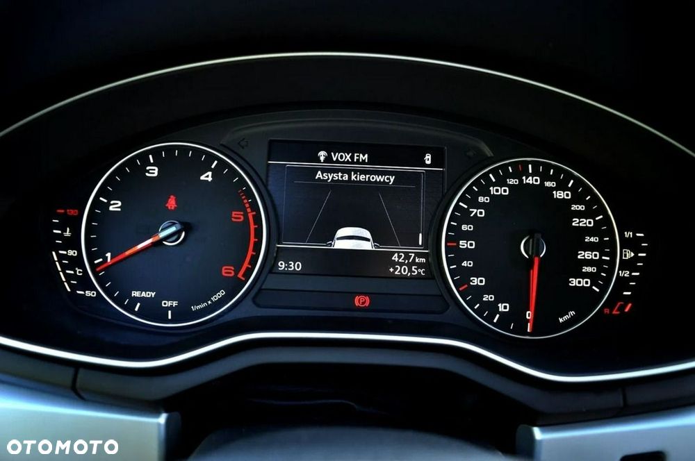 Audi A4 Avant 2.0 TDI Design - 37