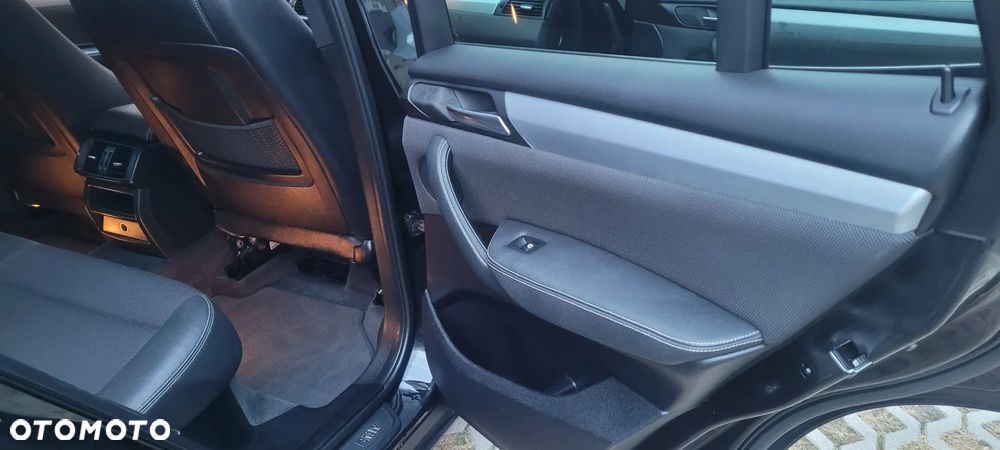 BMW X3 xDrive20d - 22