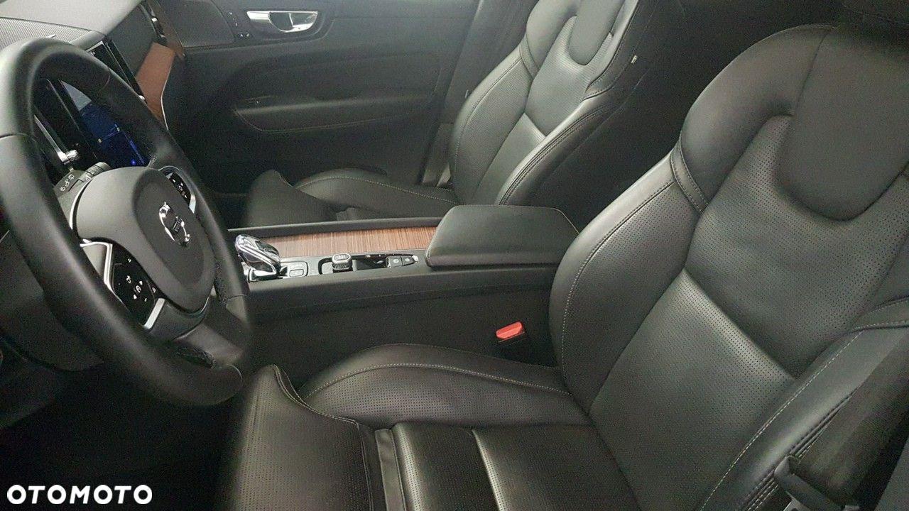 Volvo XC 60 - 19