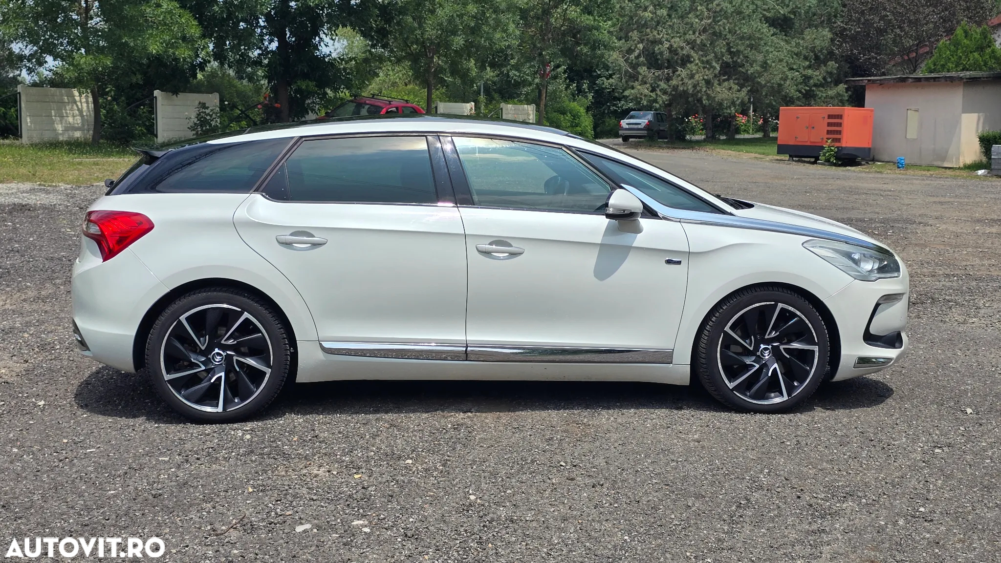 Citroën DS5 Hybrid4 Aut. Business Class - 12