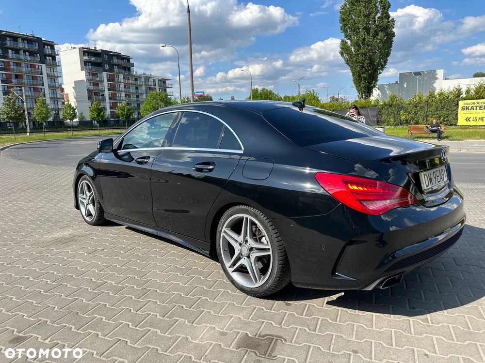 Mercedes-Benz CLA 200 7G-DCT AMG Line - 9