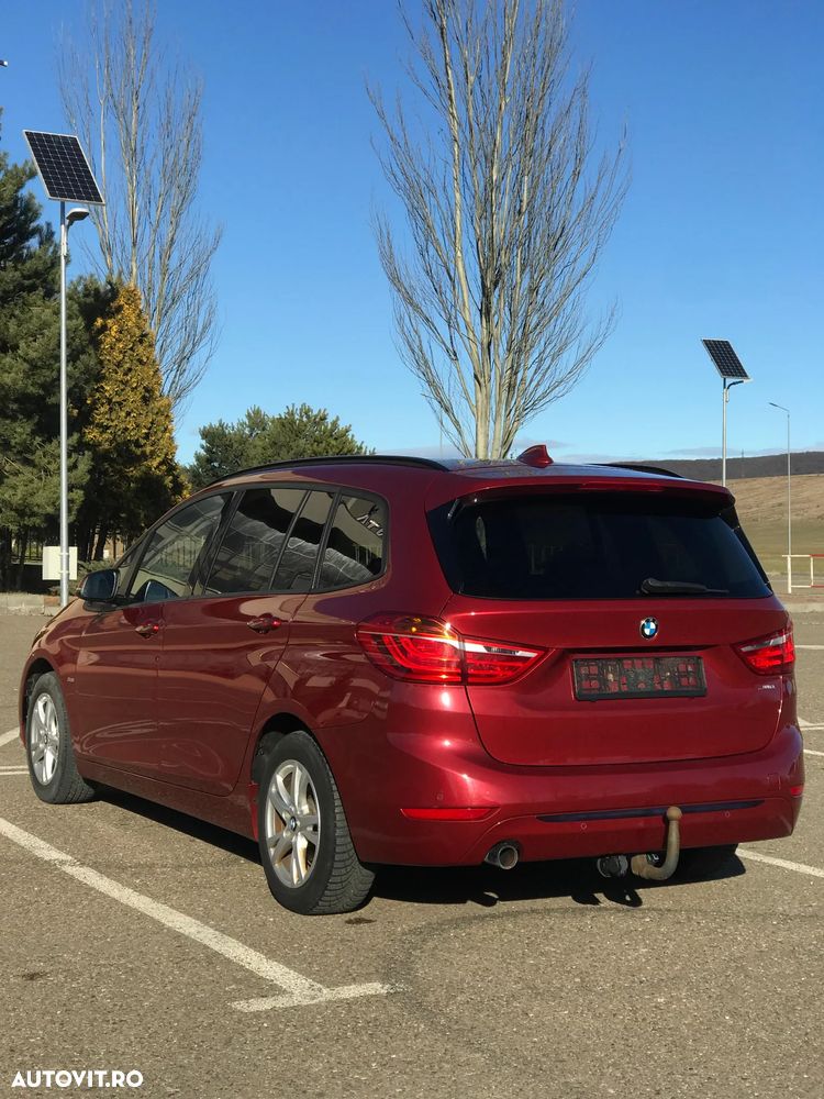 BMW Seria 2 218d Sport Line - 4