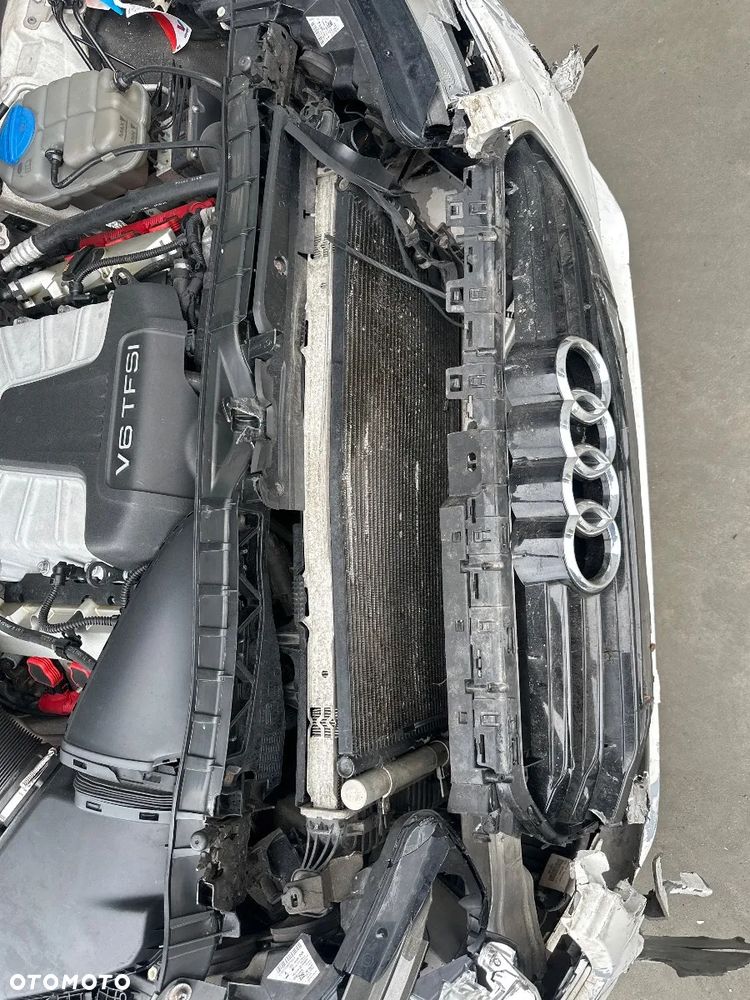 Audi A6 Avant 3.0 TFSI quattro S tronic - 23