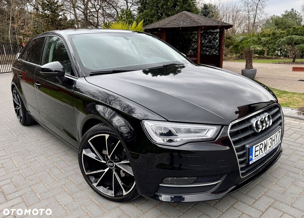 Audi A3 Sportback - 2