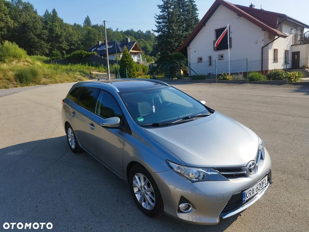 Toyota Auris 1.6 Valvematic Executive - 18