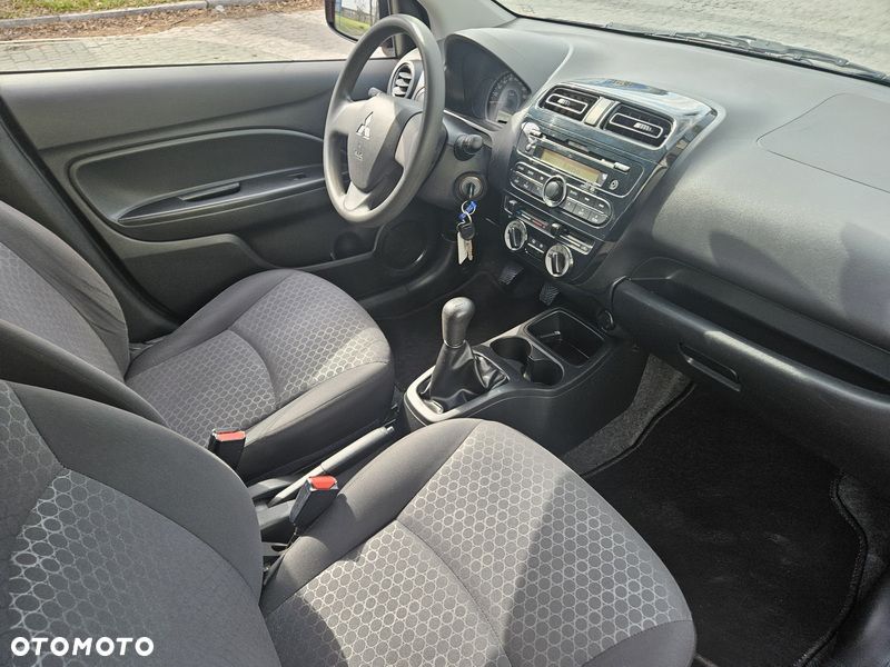 Mitsubishi Space Star - 6