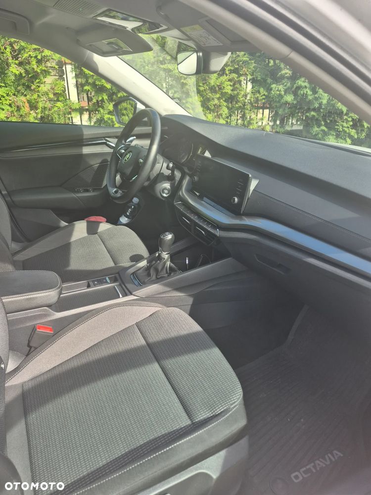 Skoda Octavia 1.5 TSI ACT Ambition - 7